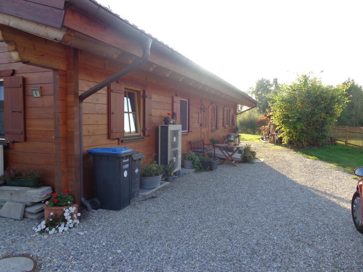 Barrierefreies Zimmer Im Blockhaus Mit Sauna Am See Soyen Exteriér fotografie